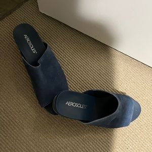 Blue aerosols slides